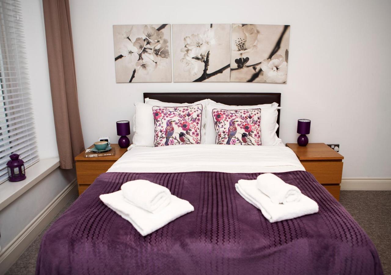 Apt 1, Trafalgar Square 1St Floor By Indigo Flats Londres Exterior foto
